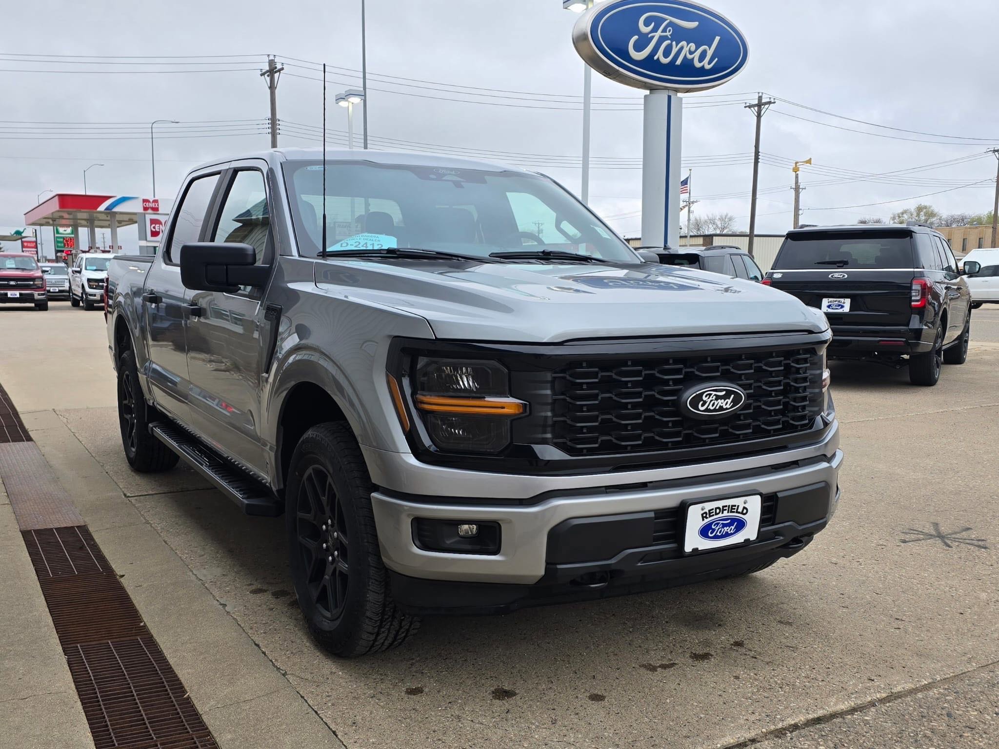 2025 Ford F-150 STX photo 3