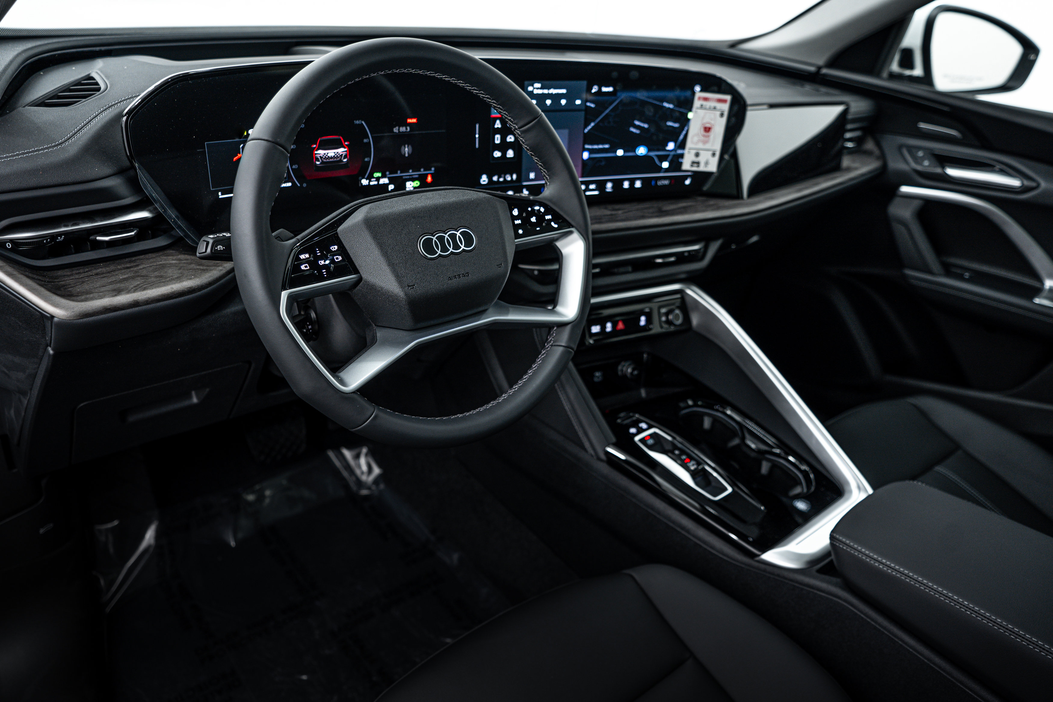 2025 Audi Q5 Premium Plus photo 9