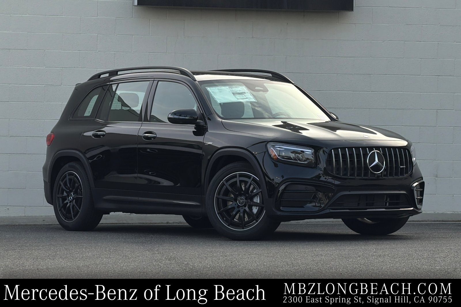 2026 Mercedes-Benz GLB AMG GLB 35's photo