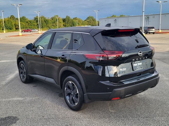 2025 Nissan Rogue SV photo 6