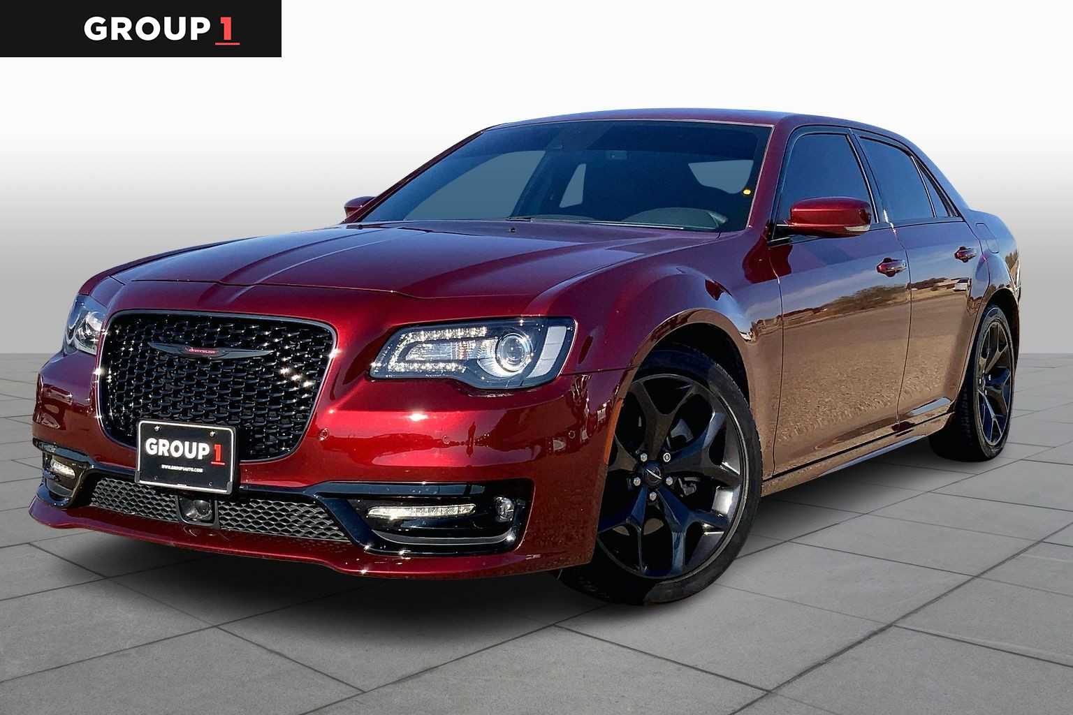 2023 Chrysler 300 S's photo