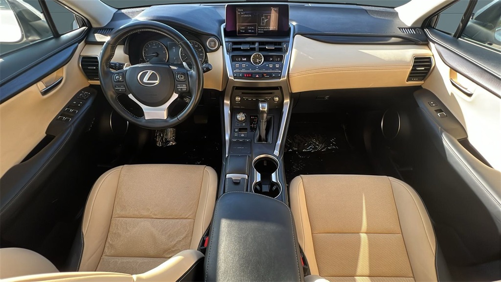 2020 Lexus NX 300 Premium photo 4