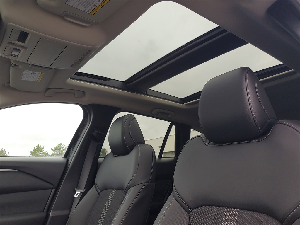 2025 Mazda CX-50 2.5 S Premium photo 11