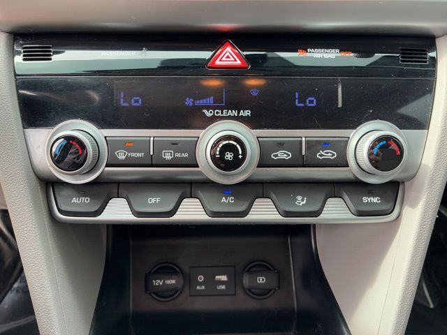 2020 Hyundai Elantra Value Edition photo 30