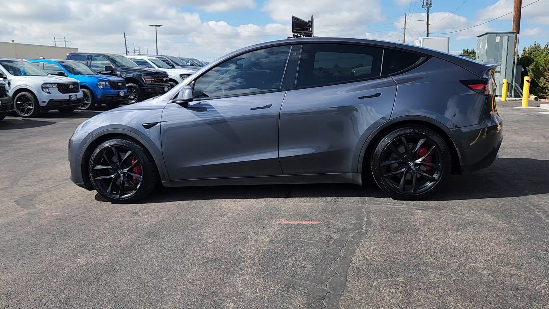 2021 Tesla Model Y Performance photo 2