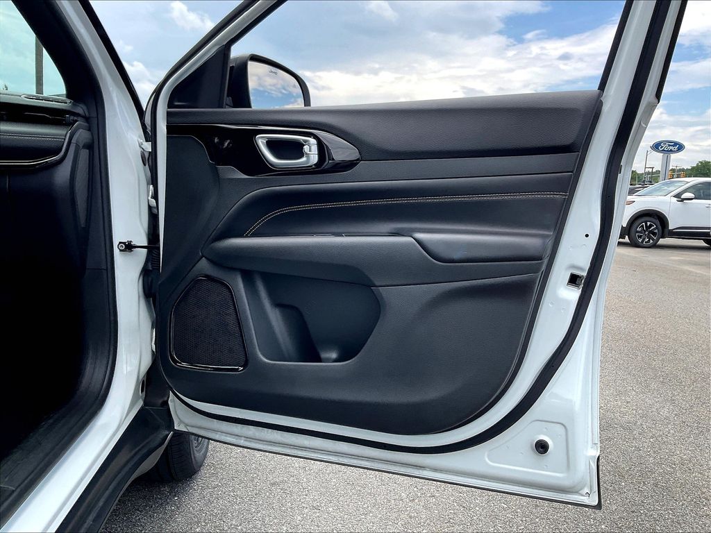2022 Jeep Compass Altitude photo 7