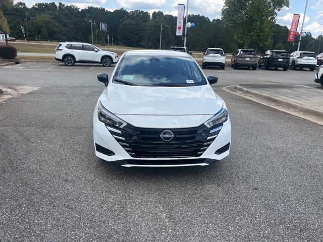 2025 Nissan Versa 1.6 S photo 2