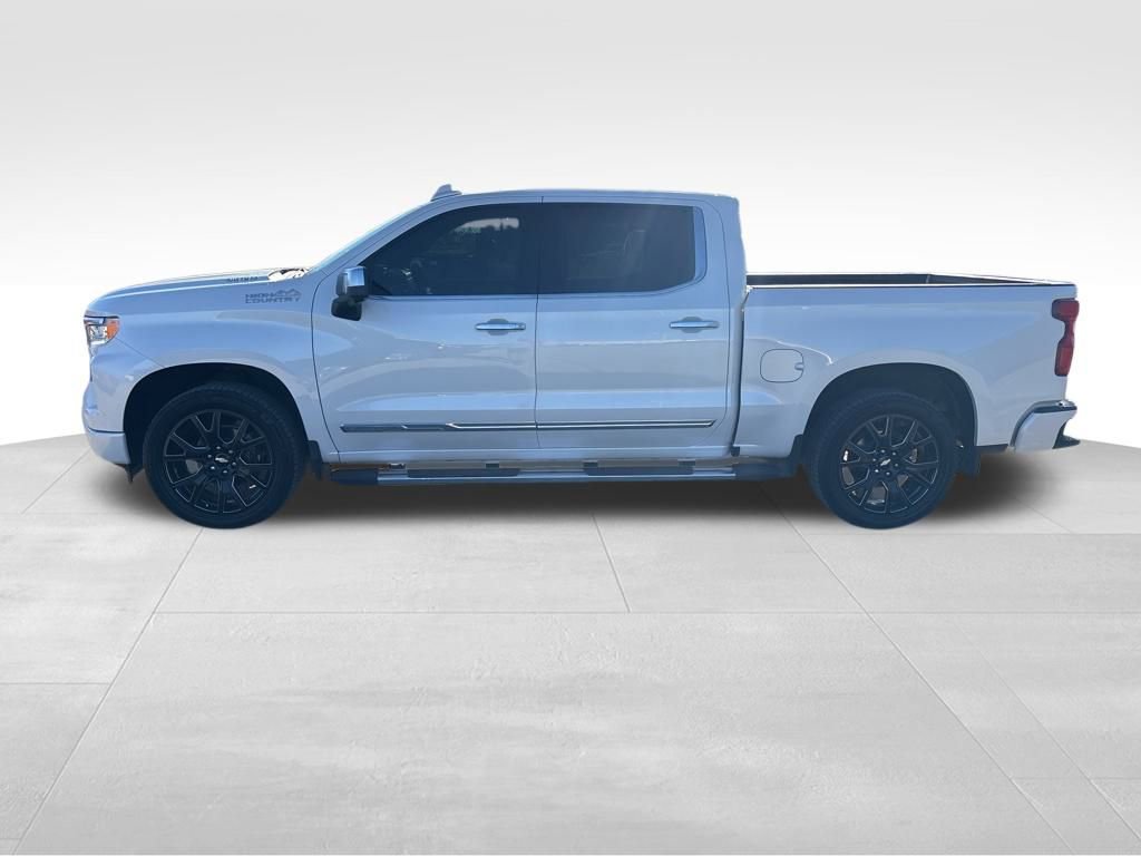 2025 Chevrolet Silverado 1500 High Country photo 2