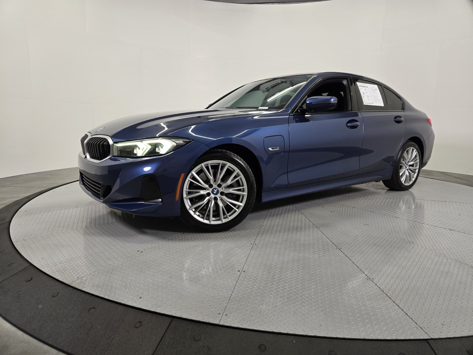 2023 BMW 3 Series 330e