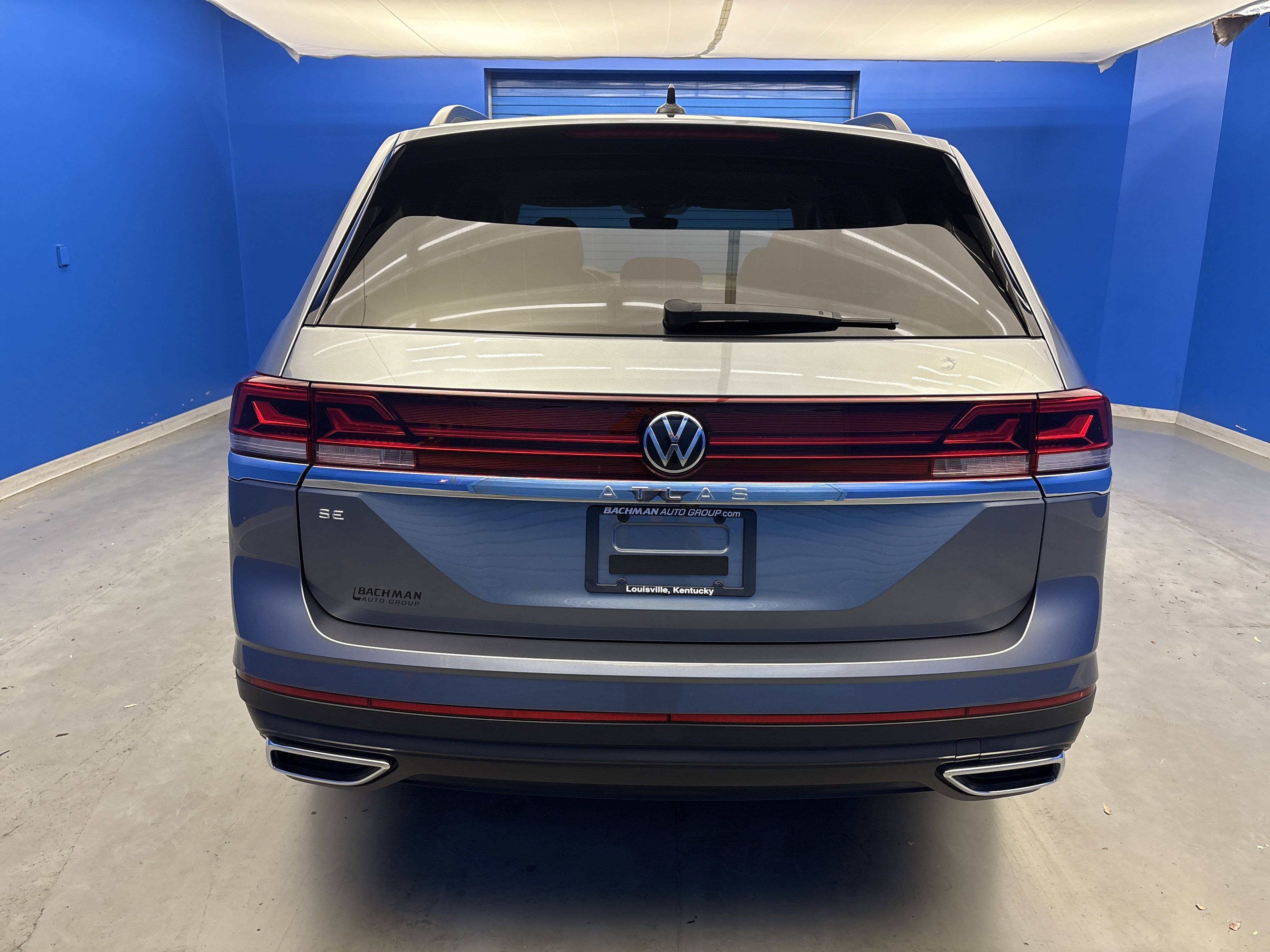 2024 Volkswagen Atlas SE photo 5