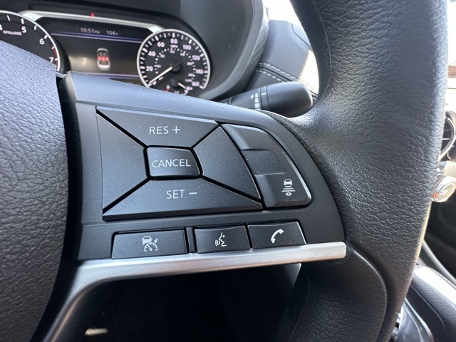 2025 Nissan Sentra SV photo 11