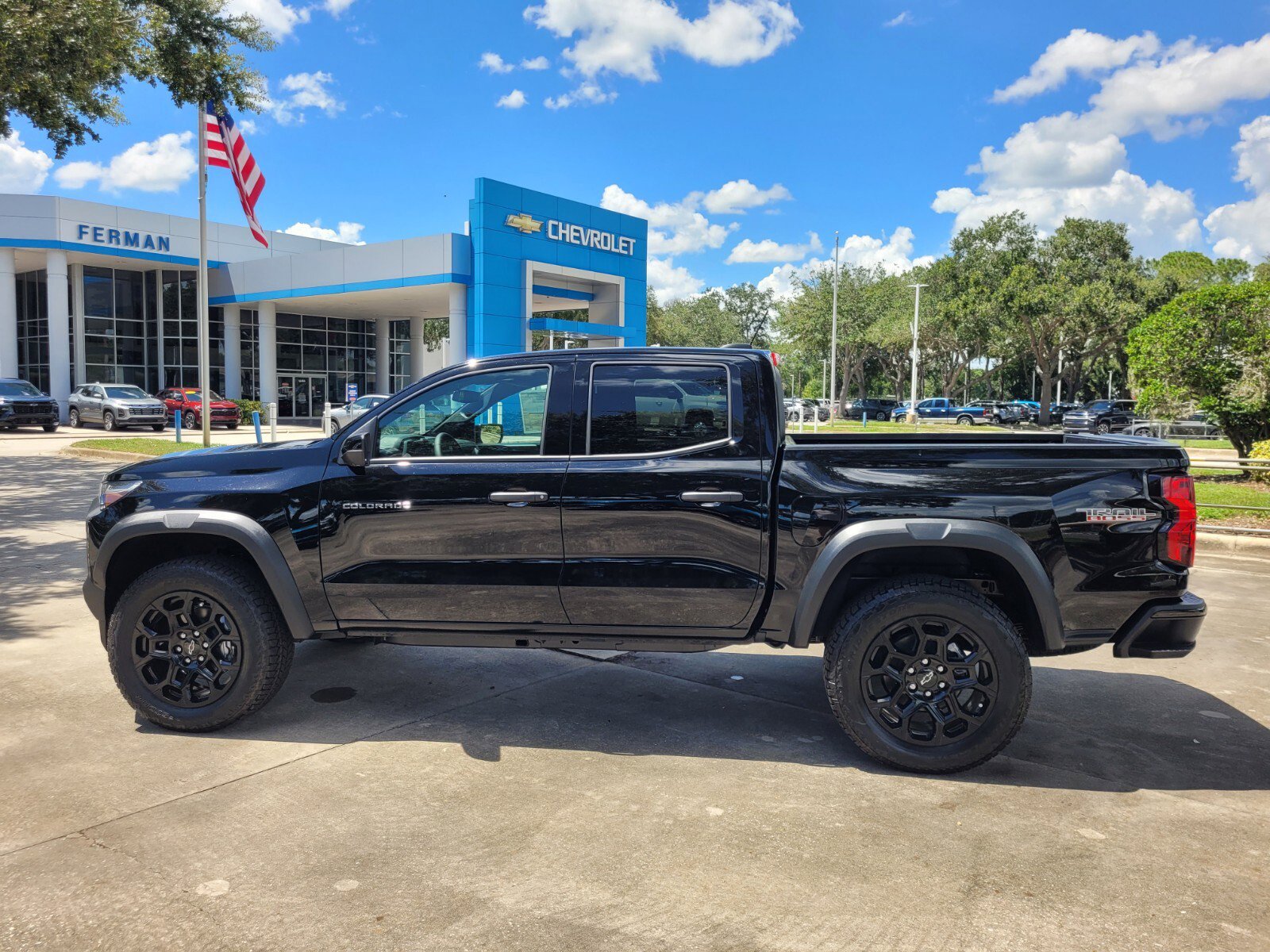 2026 Chevrolet Colorado Trail Boss photo 4