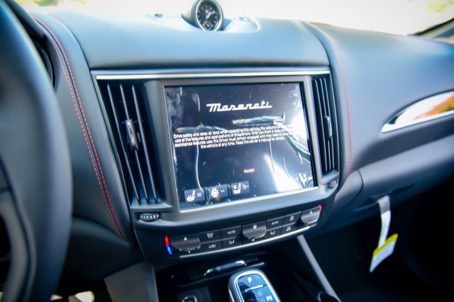 2024 Maserati Levante GT photo 31