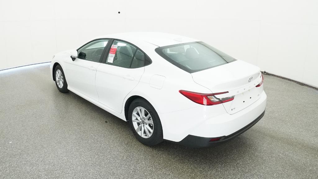 2026 Toyota Camry LE photo 13