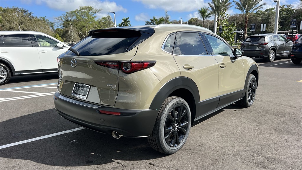 2024 Mazda CX-30 2.5 Turbo Carbon photo 9
