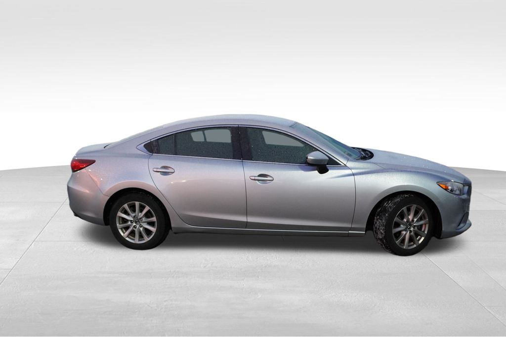 2016 Mazda Mazda6 i Sport photo 2