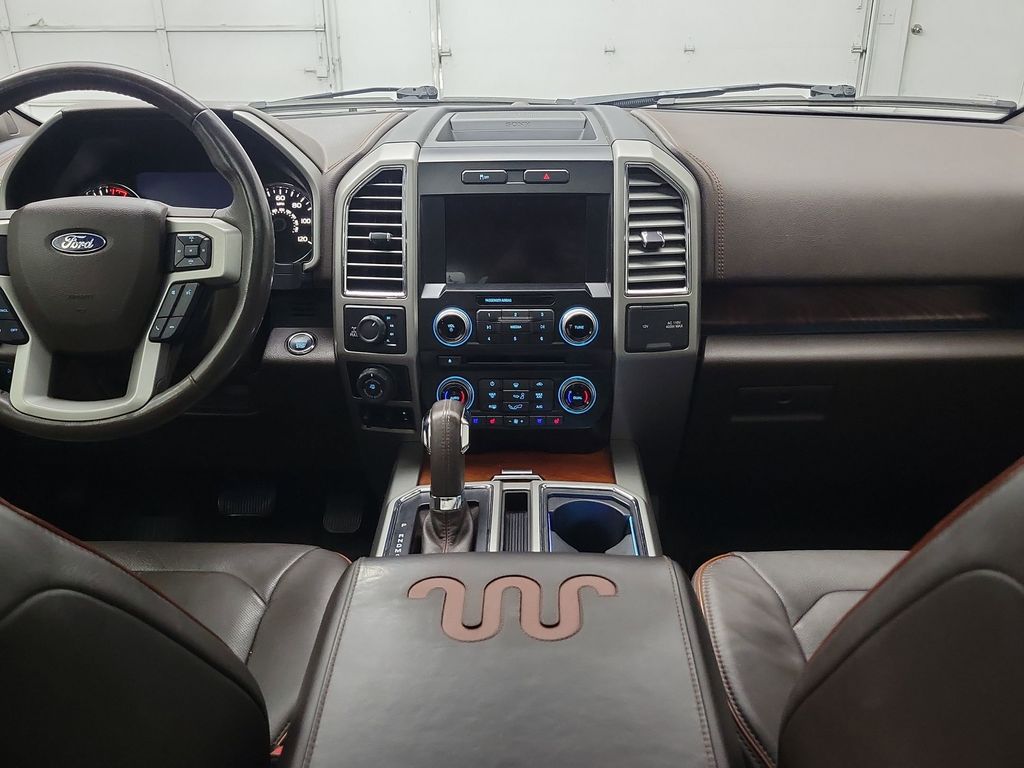 2016 Ford F-150 King Ranch photo 17