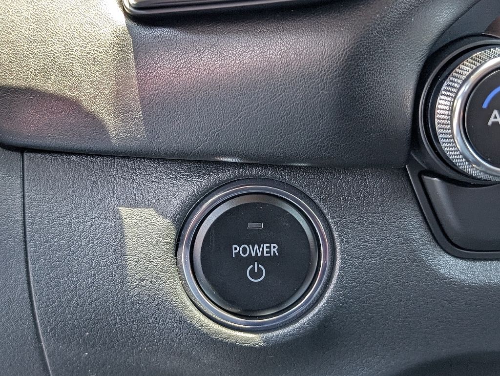 2025 Mazda CX-50 Premium Plus photo 25