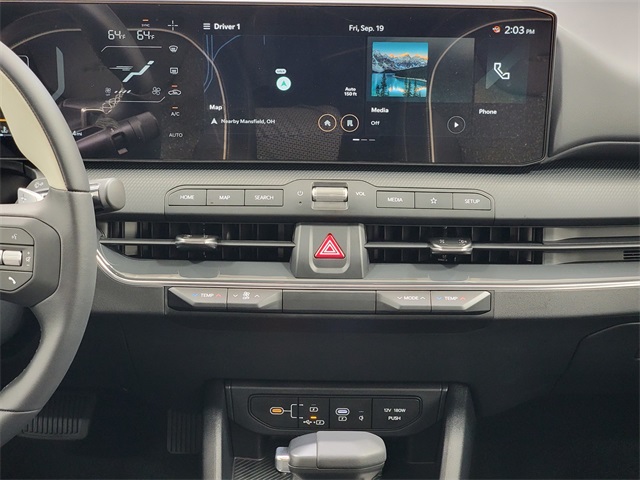 2025 Kia K4 GT-Line photo 21