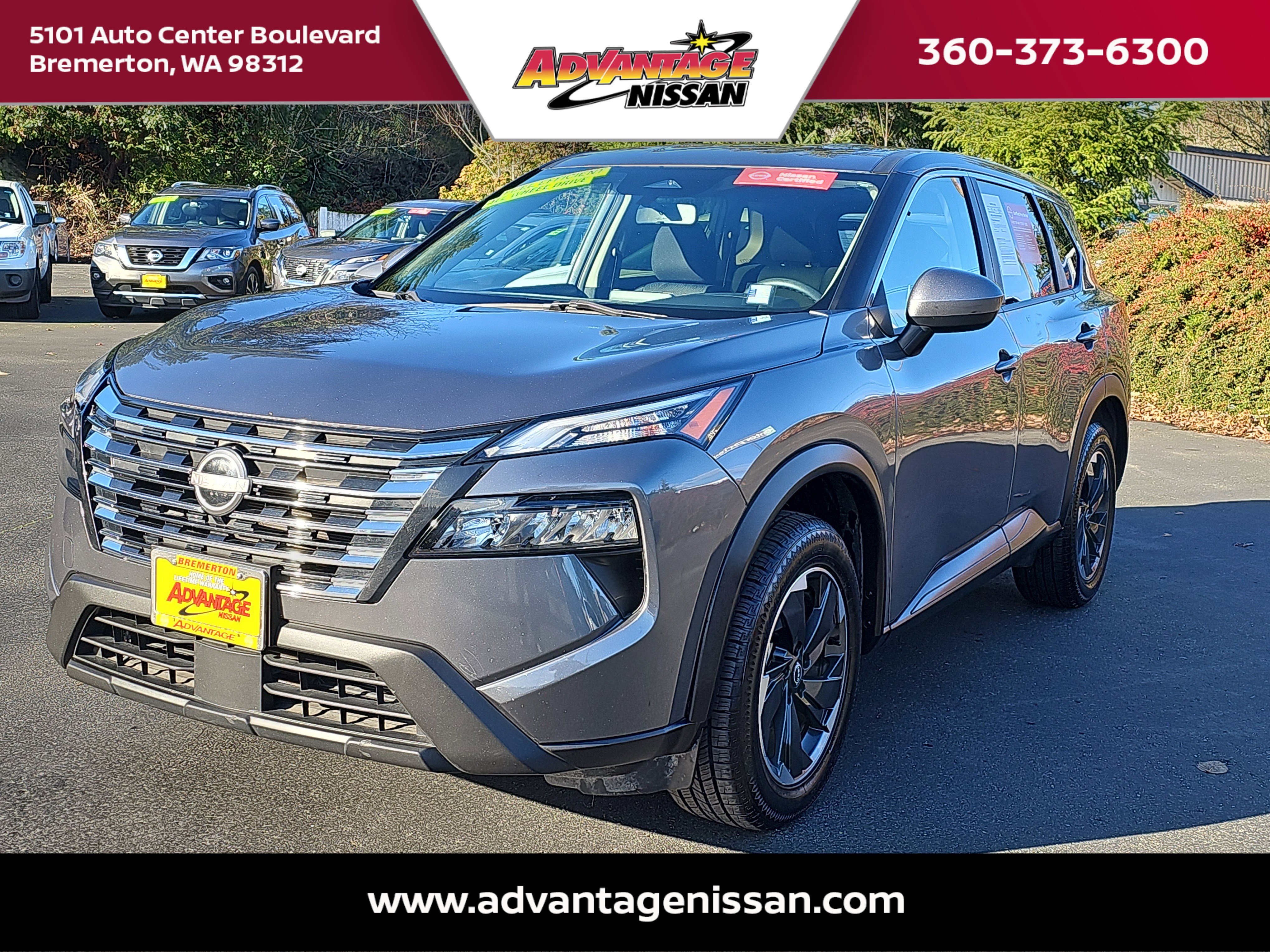 2024 Nissan Rogue SV's photo