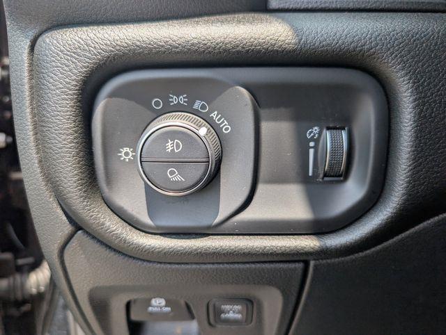 2025 Ram 1500 Warlock photo 25