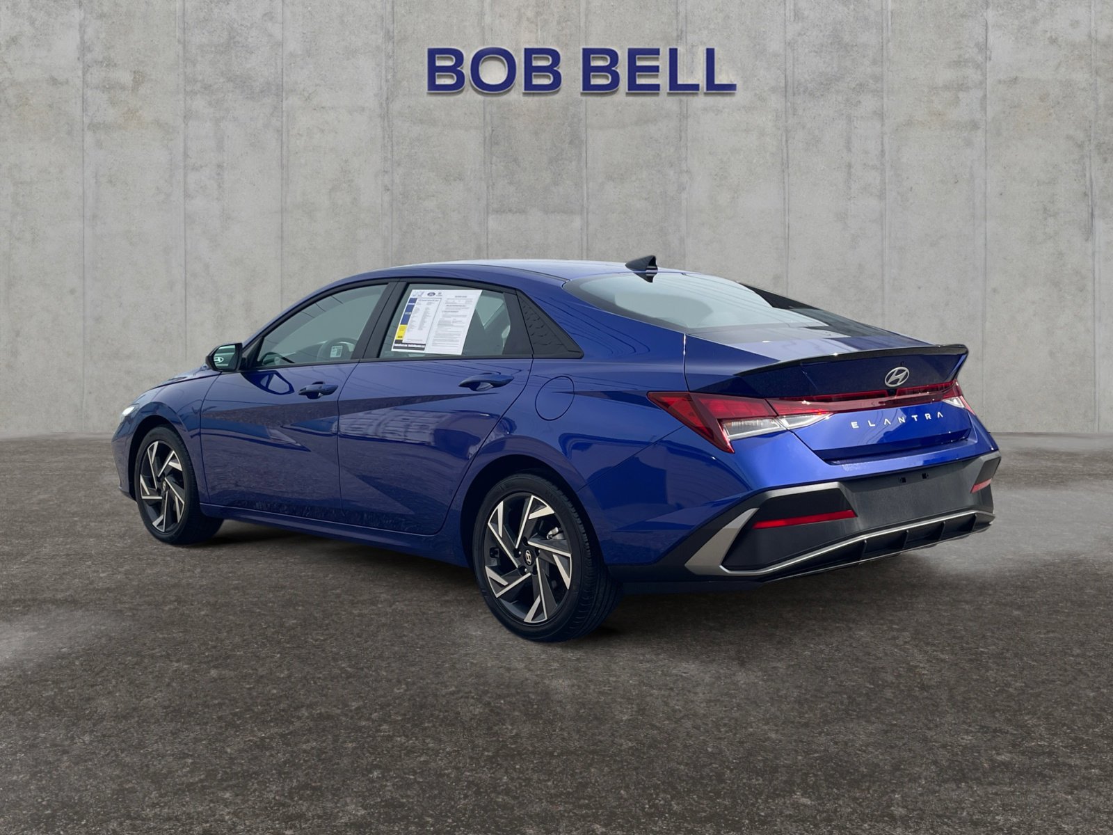 2025 Hyundai Elantra SEL Sport photo 3