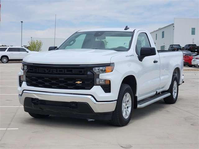 2024 Chevrolet Silverado 1500 photo 3