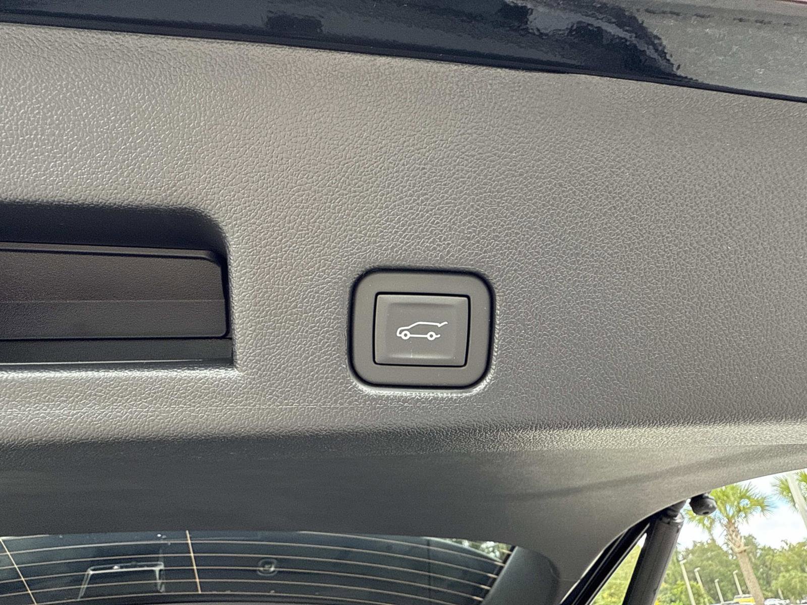 2026 Chevrolet Traverse RS photo 33