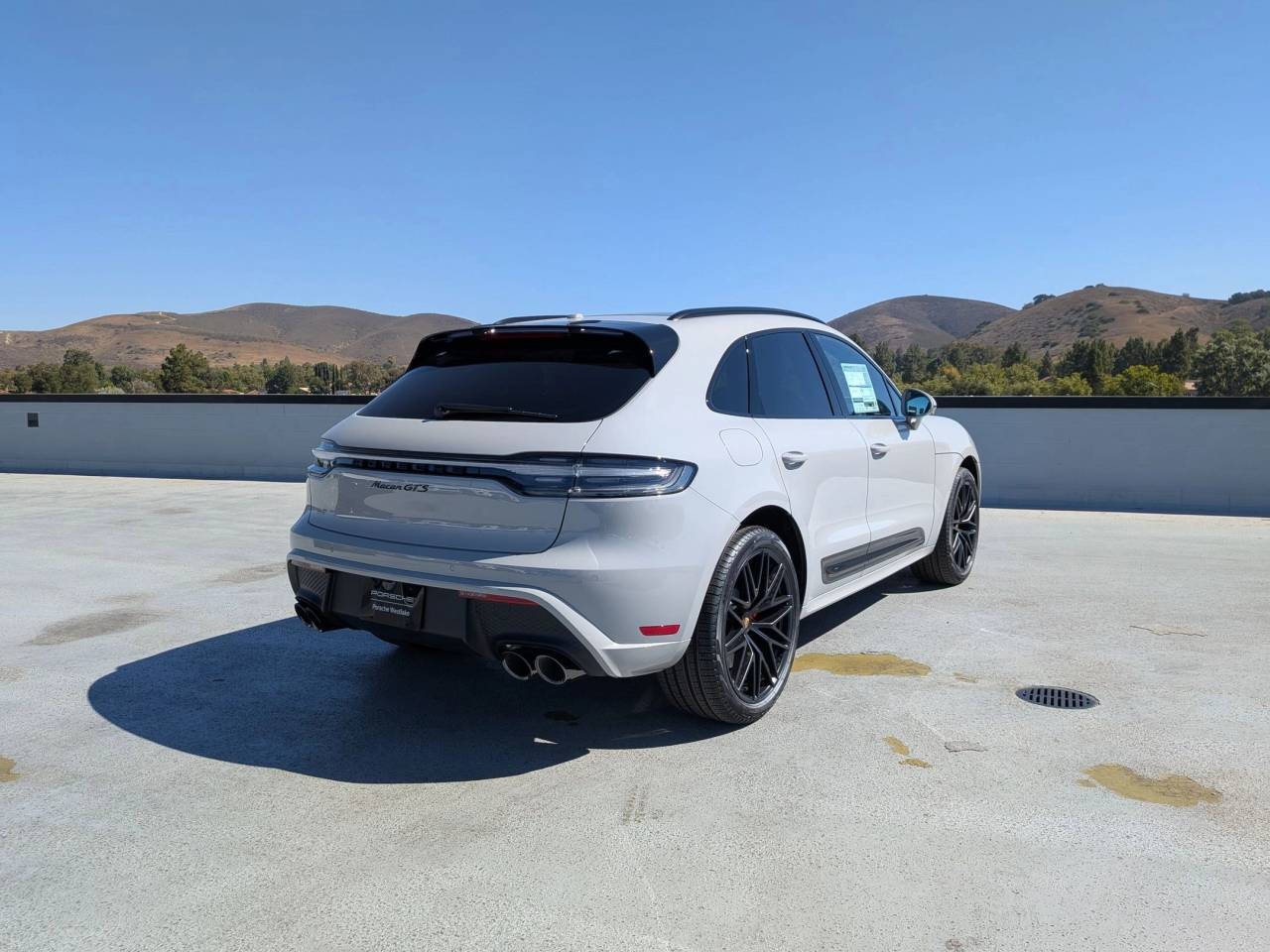 2025 Porsche Macan GTS photo 7