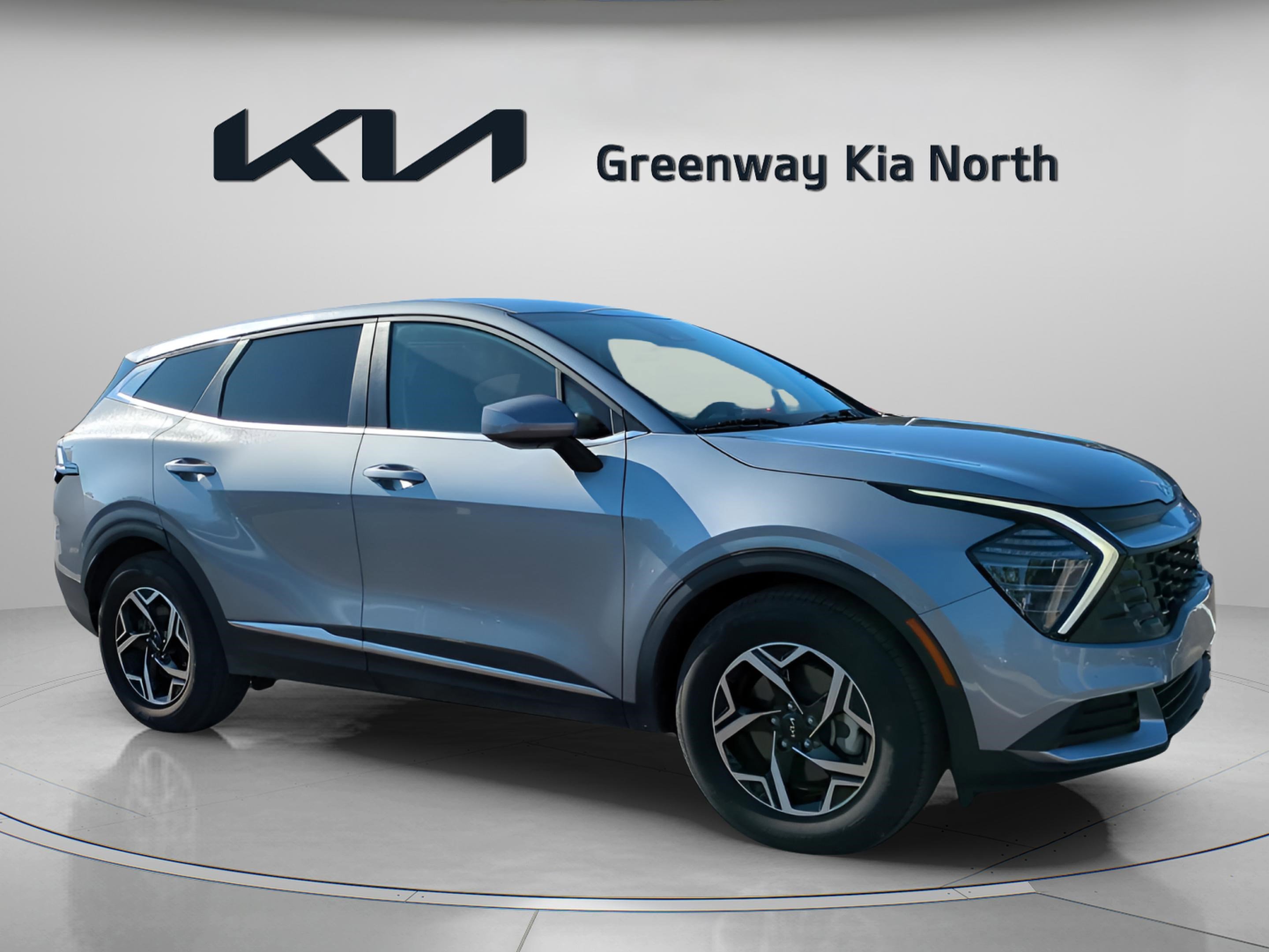 2024 Kia Sportage LX's photo