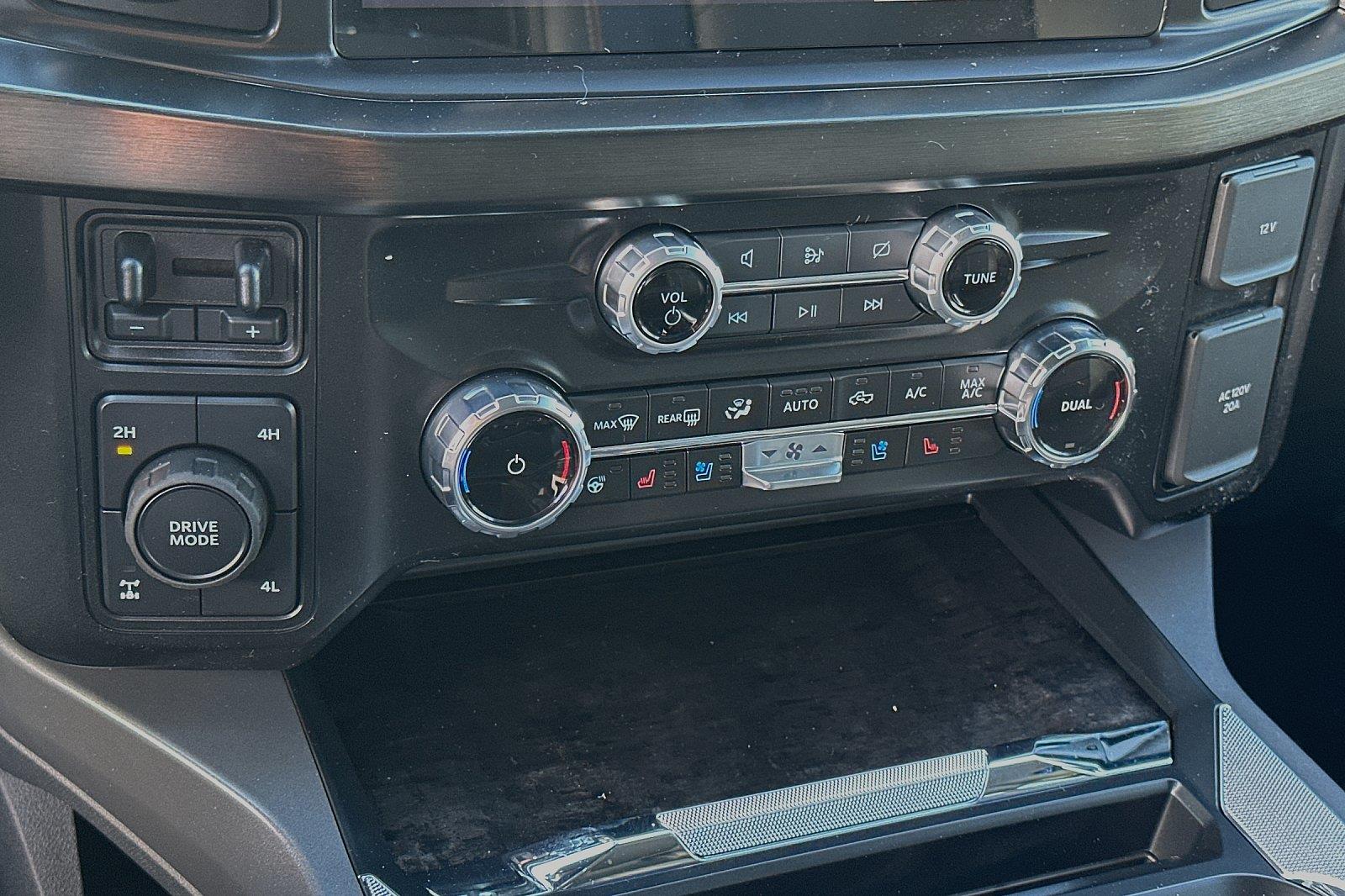 2024 Ford F-350 Lariat photo 19