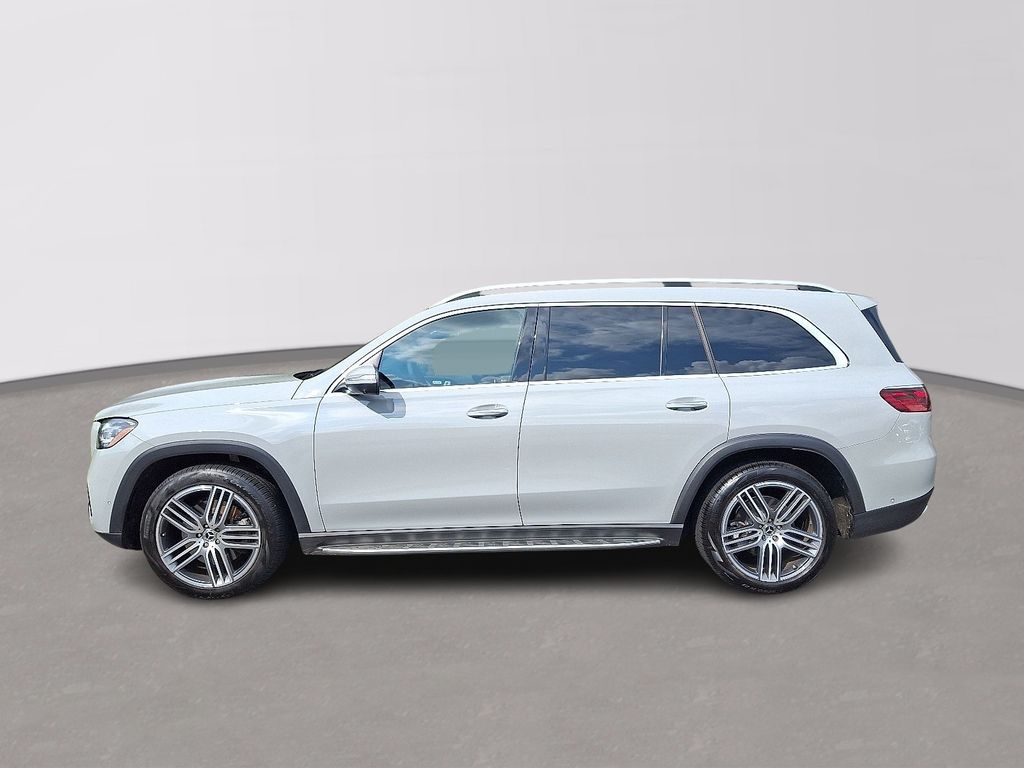 2025 Mercedes Benz GLS 450 4MATIC photo 6