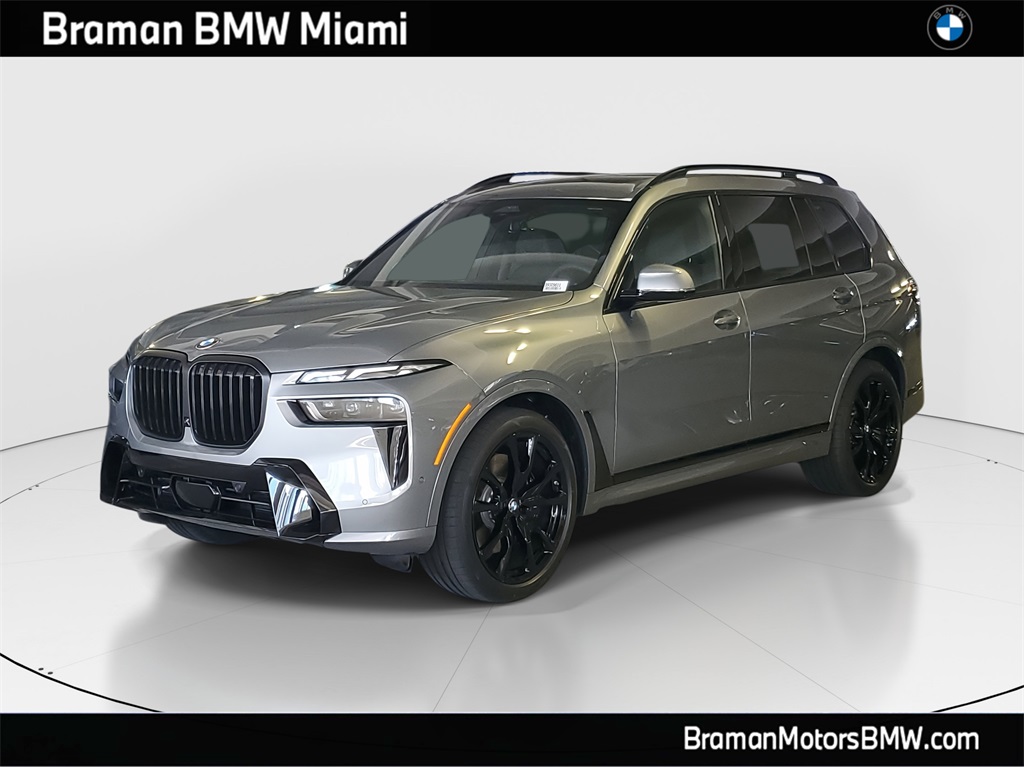 2026 BMW X7 40i's photo