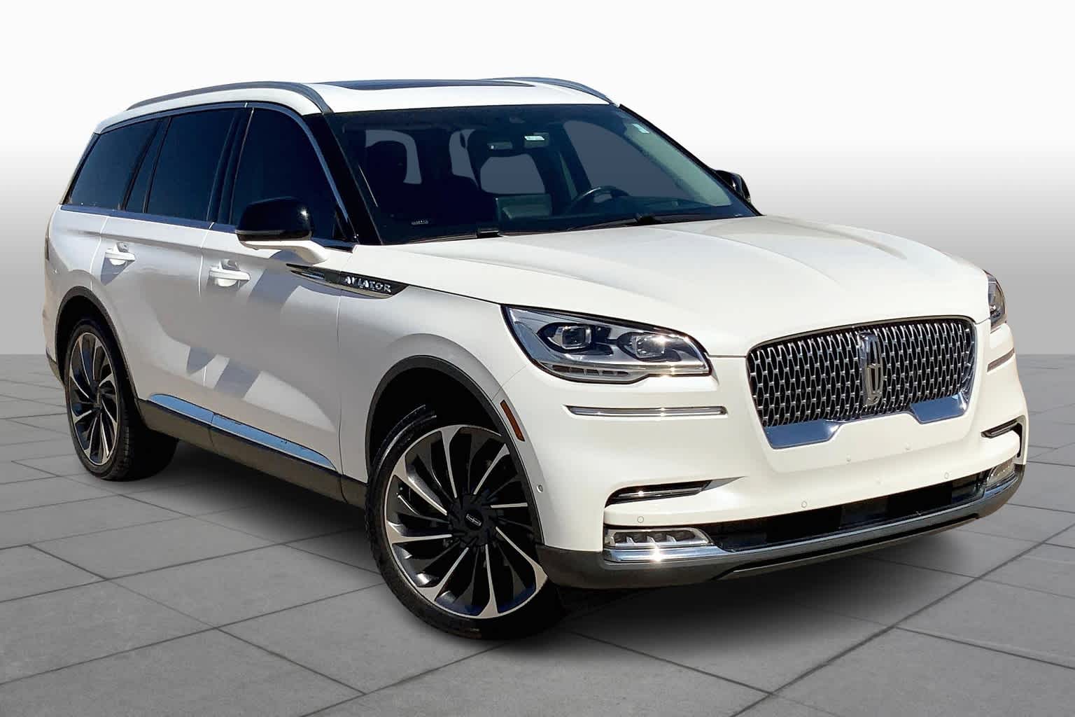 2020 Lincoln Aviator Reserve photo 2