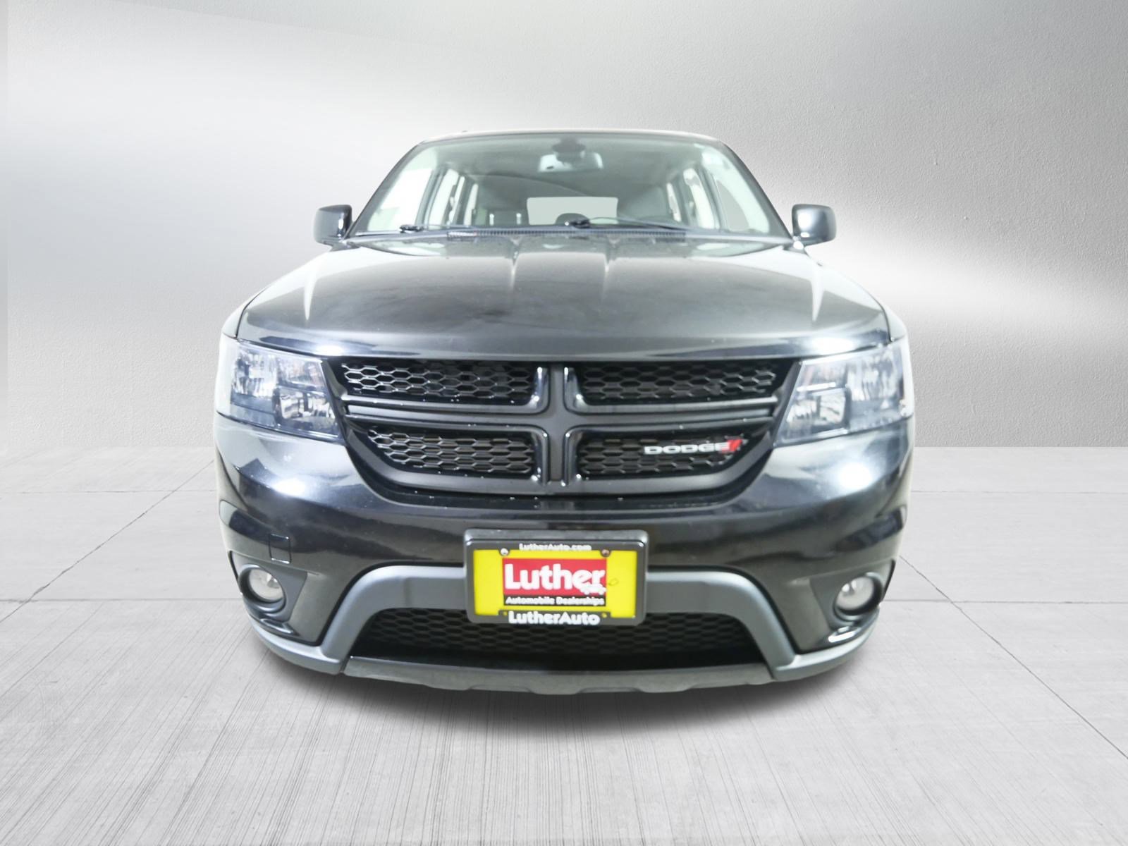 Used 2019 Dodge Journey SE with VIN 3C4PDCBB2KT859891 for sale in Cambridge, Minnesota