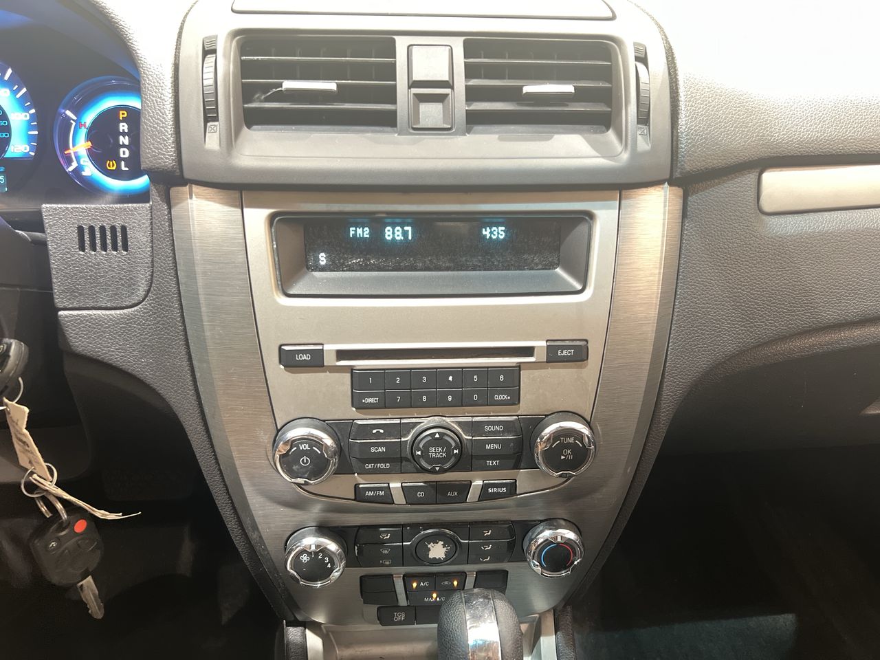 2012 Ford Fusion SE photo 49