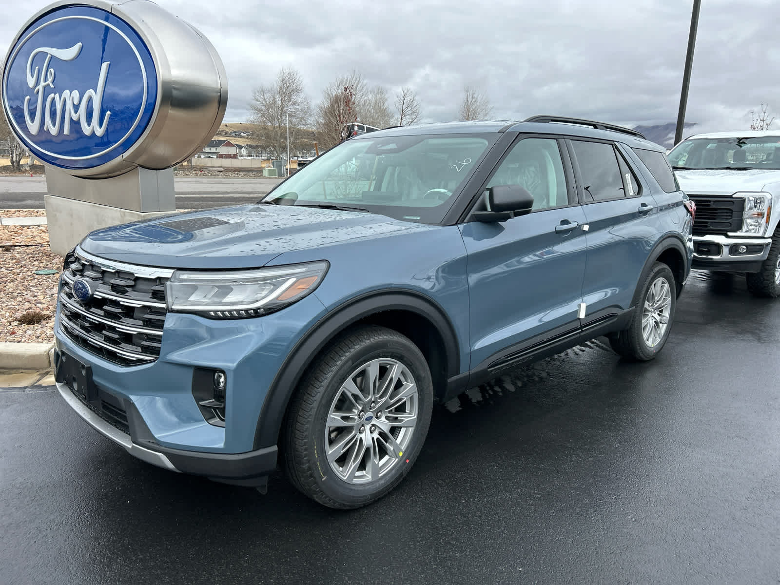2026 Ford Explorer Active's photo
