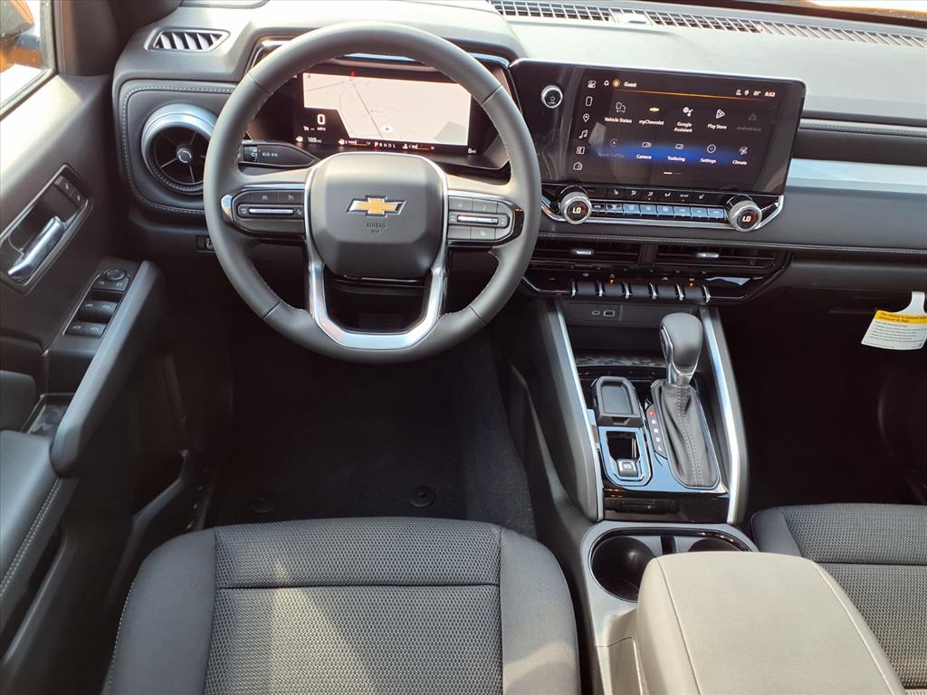 2026 Chevrolet Colorado LT photo 2