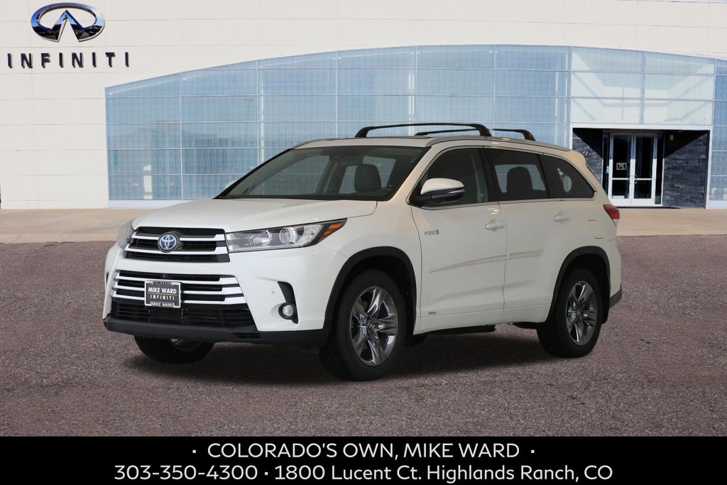 2019 Toyota Highlander Limited Platinum's photo