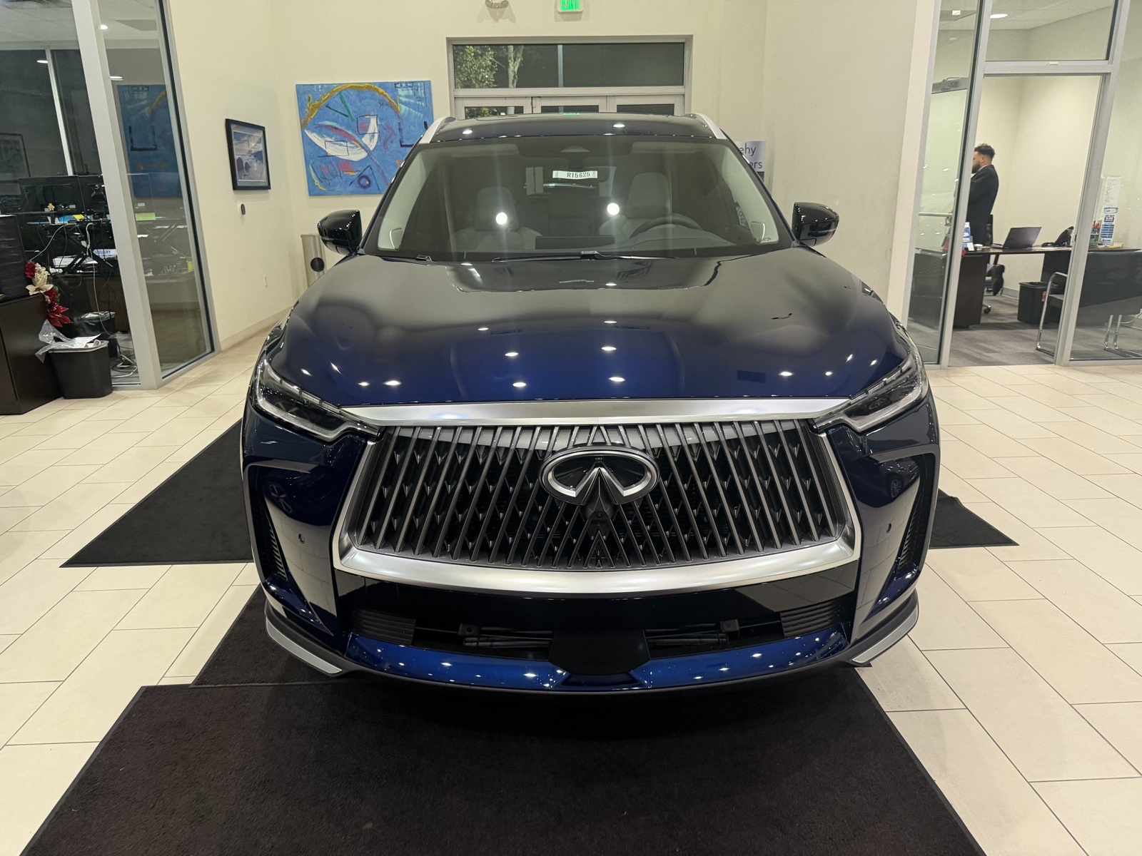 2026 Infiniti QX60 Luxe photo 2