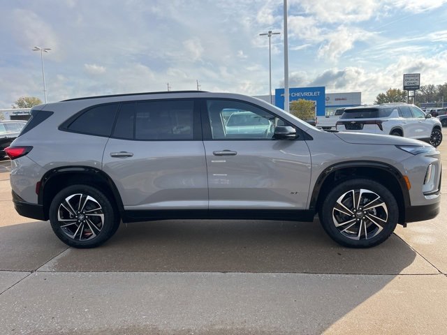 2026 Buick Enclave Sport Touring photo 3