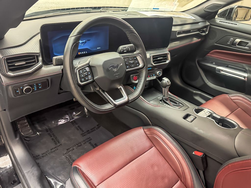 2025 FORD MUSTANG - Image 11