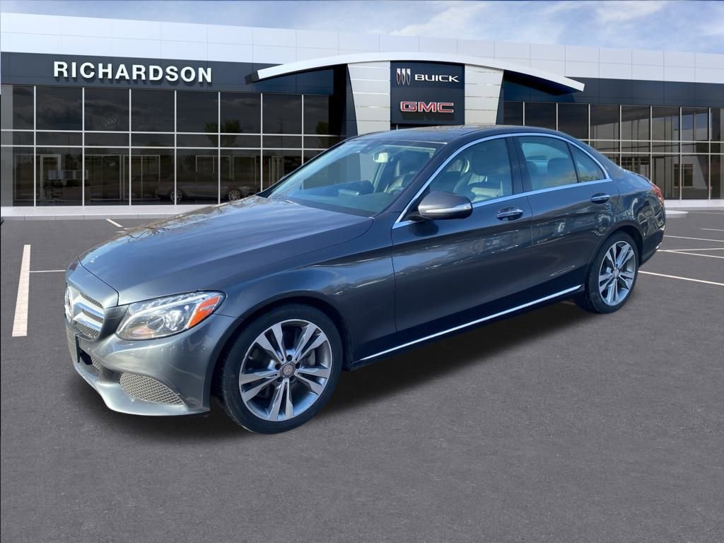 2015 Mercedes-Benz C-Class C300's photo
