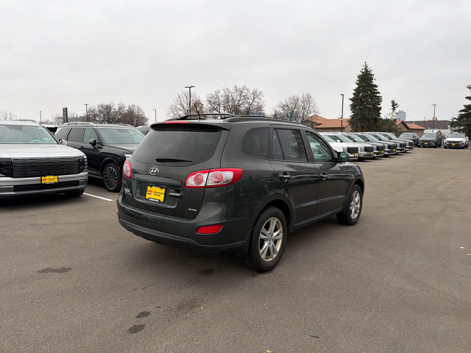 Used 2012 Hyundai Santa Fe Limited with VIN 5XYZK3AB4CG134351 for sale in Bloomington, Minnesota