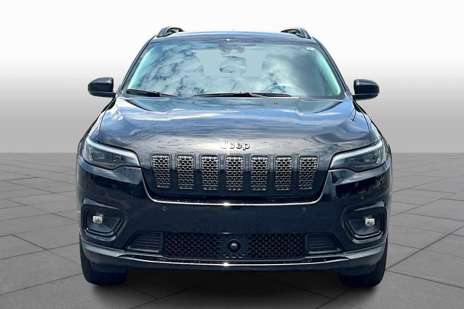 Image of Pre-Owned 2023 Jeep Cherokee Altitude Lux