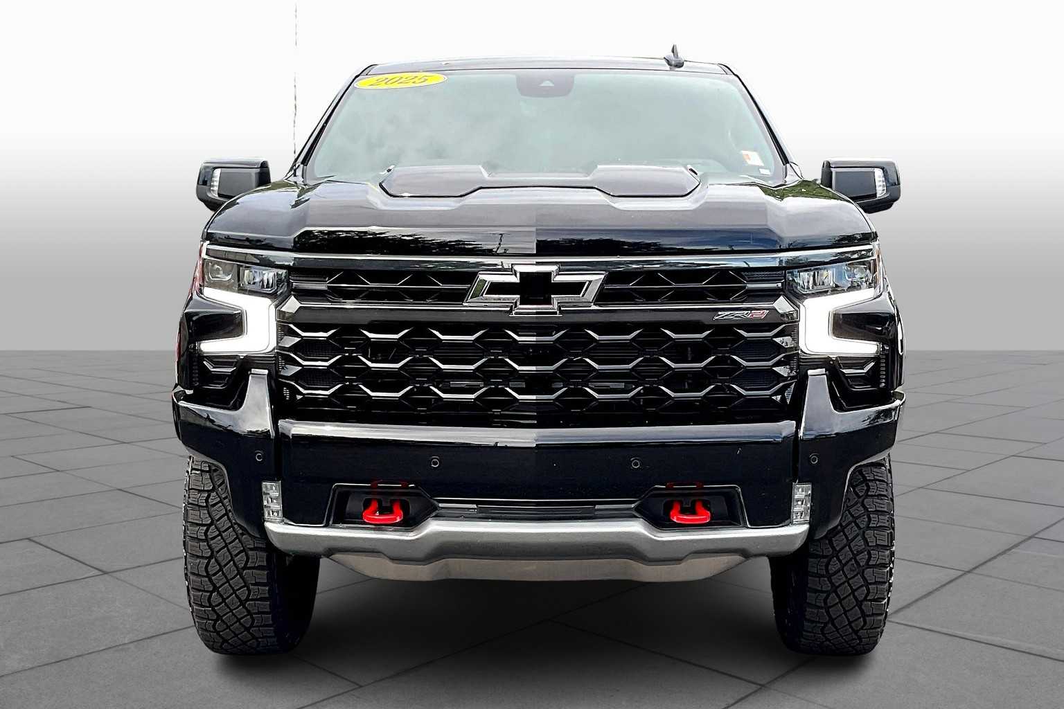 2025 Chevrolet Silverado 1500 ZR2 photo 3