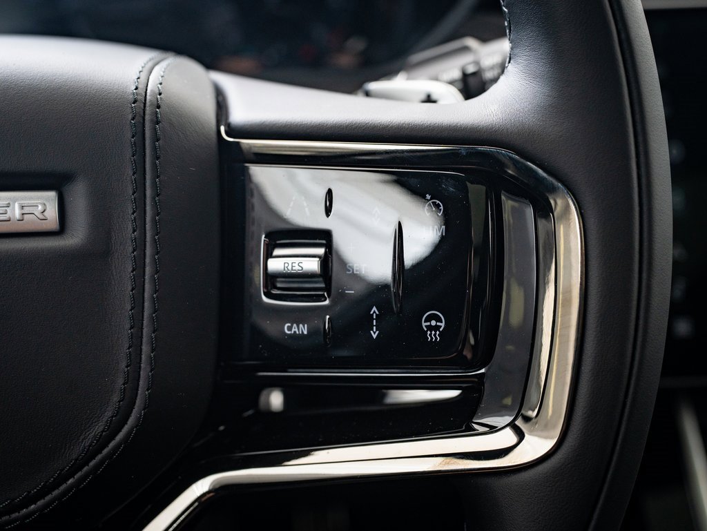2026 Land Rover Range Rover Velar SE photo 23