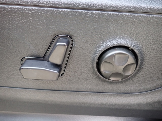 2026 Ram 1500 Rebel photo 15