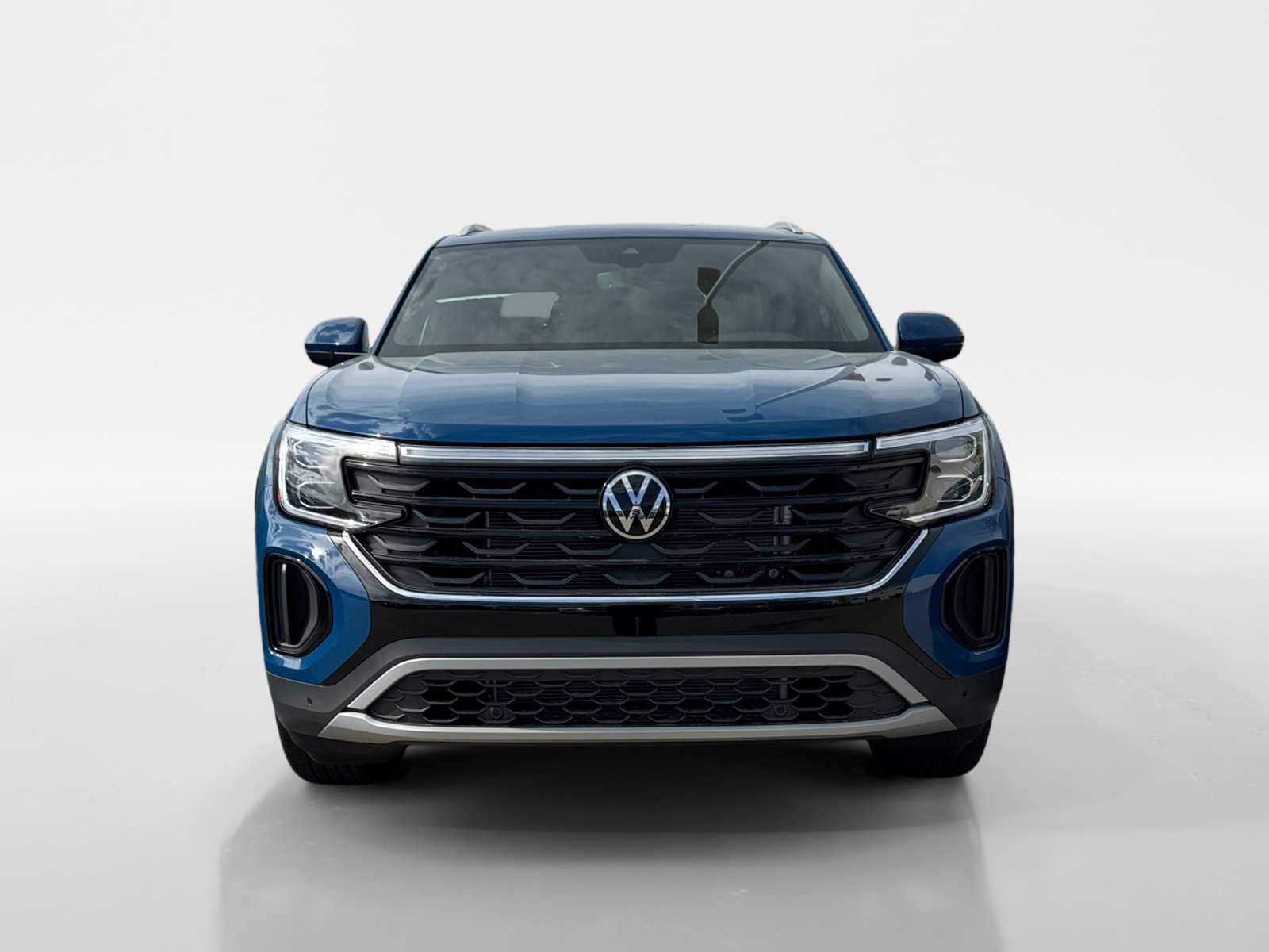 2025 Volkswagen Atlas Cross Sport SE Technology photo 4