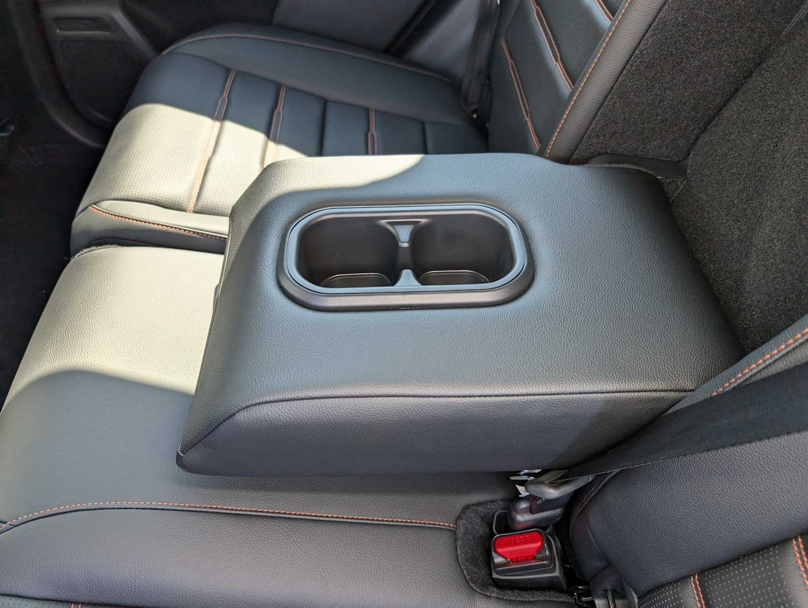 2026 Honda CR-V Hybrid Sport Touring photo 16